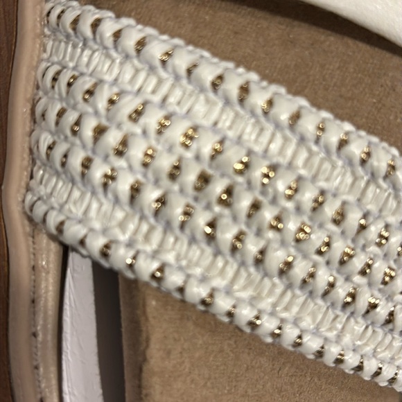 NIB Bzees Bravo Sandal in Bright White Sz 10M - Picture 11 of 12